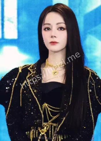 迪丽热巴G社摄影作品